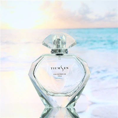 Vintage hjärtformad parfymflaska